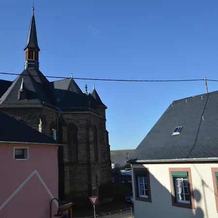 Lovely In Near Mosel River Сasa de vacaciones *
