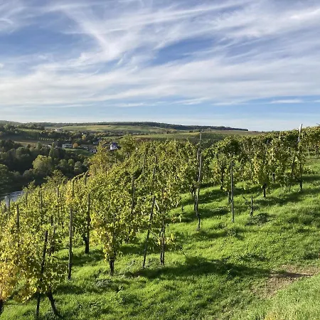 Lovely In Near Mosel River Сasa de vacaciones *