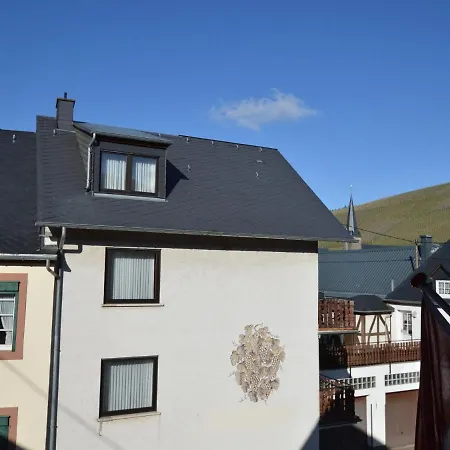 Сasa de vacaciones Lovely In Near Mosel River